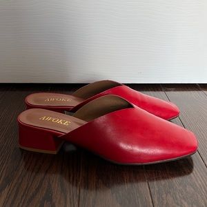 AWOKE VINTAGE Red Leather Mules - Size 40 (fits like an US 8)
